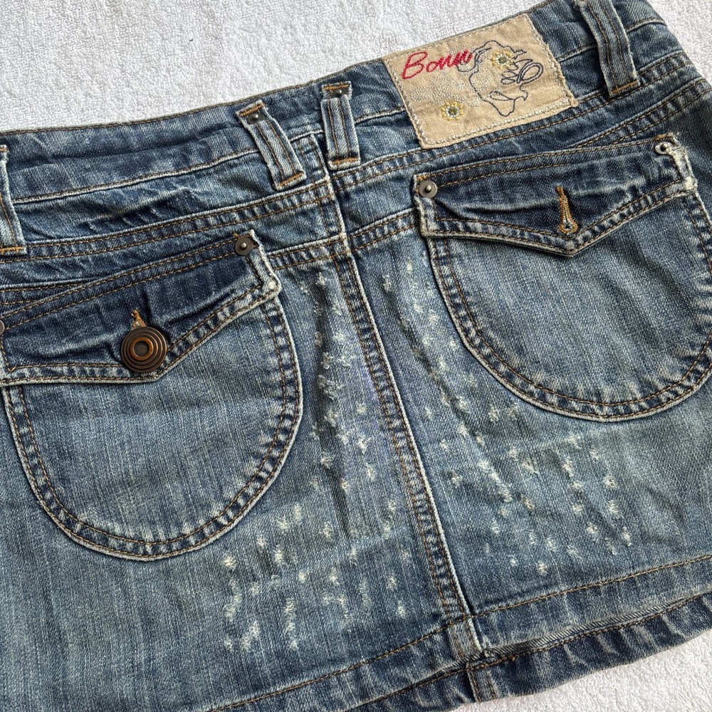 Bonn Jeans Y2K Distressed Denim Mini Skirt Medium Wash Cargo Pockets - Picture 3 of 5
